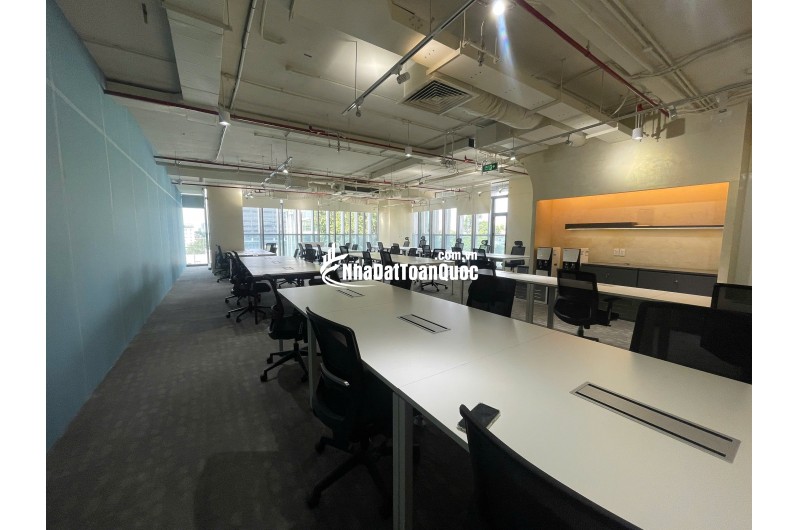 CHO THUÊ VĂN PHÒNG Q.1 - 162M2 - GIÁ 36 USD/M2